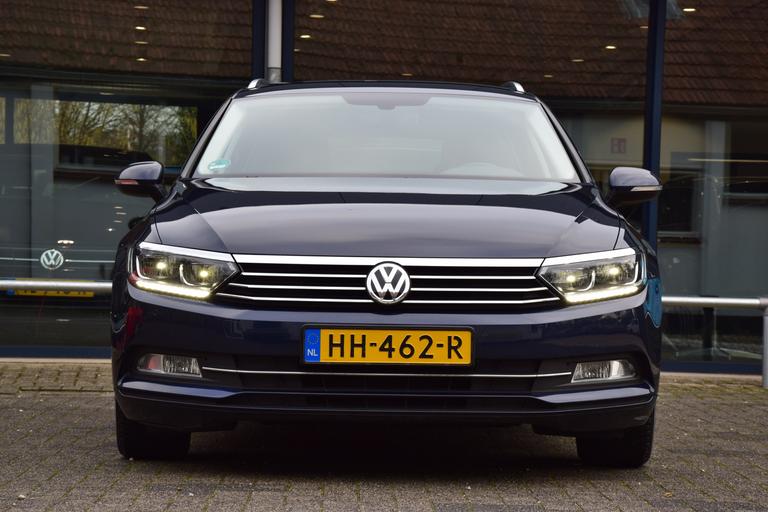 Volkswagen Passat Variant 1.6 TDI 120PK Business Edition | Org. NL | incl. Nieuwe distributieriem | Trekhaak | Full LED | Navigatie | PDC Voor&Achter | Bluetooth | Cruise & Climate Control | afbeelding 11