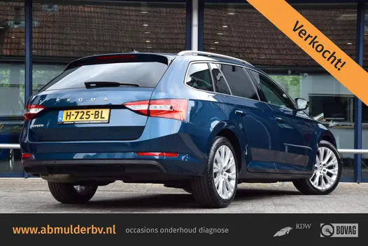 Skoda Superb Combi 1.5 TSI ACT 150PK Business Edition DSG Automaat | Org. NL | BOVAG Garantie | Trekhaak | Virtual dashboard | Apple Carplay/Android Auto | Elektrische bestuurdersstoel met geheugen | Verwarmde voorruit / Voorstoelen |