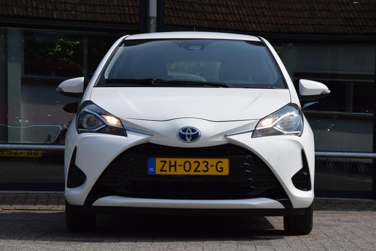 Toyota Yaris 1.5 Hybrid Active Automaat | Org. NL | BOVAG Garantie | Achteruitrijcamera | Bluetooth | Cruise & Climate Control | Multifunctioneel Stuur | Lane Assist | afbeelding 11