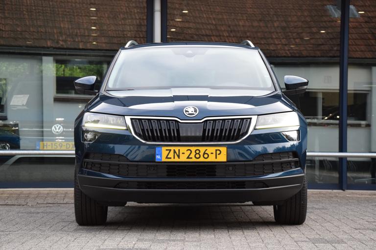 Skoda Karoq 1.0 TSI Style Business | Org. NL | BOVAG Garantie | Trekhaak | Achteruitrijcamera | Full LED | Navigatie | 18'' Velgen | Stoelverwarming | Apple Carplay / Android Auto | afbeelding 11