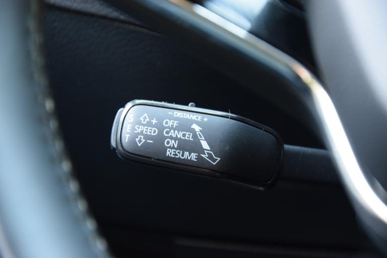 Skoda Superb Combi 1.5 TSI 150PK ACT Business Edition DSG Automaat | NL-Auto | BOVAG Garantie | Trekhaak | Virtual dashboard | Apple Carplay/Android Auto | Elektrische bestuurdersstoel met geheugen | Verwarmde voorruit / Voorstoelen | afbeelding 32