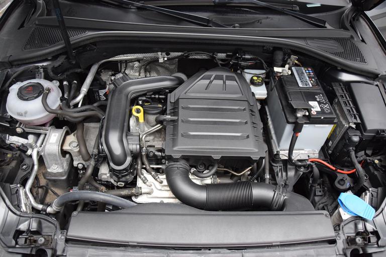 Audi A3 Limousine 30 116PK TFSI Sport Lease Edition Automaat | NL-Auto | BOVAG Garantie | Stoelverwarming | 17" Velgen | Naviatie | LED-Koplampen | PDC Achter | afbeelding 12
