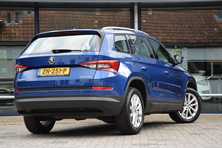 Skoda Kodiaq 1.5 TSI 150PK Business Edition DSG Automaat | NL-Auto| BOVAG Garantie | Adaptive Cruise | Elektrische Kofferklep | Camera | Full LED | Half Leder | Stoelverwarming | afbeelding 2