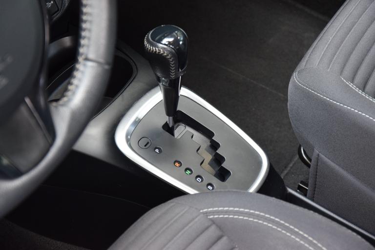 Toyota Yaris 1.5 Hybrid Active Automaat | Org. NL | BOVAG Garantie | Achteruitrijcamera | Bluetooth | Cruise & Climate Control | Multifunctioneel Stuur | Lane Assist | afbeelding 17