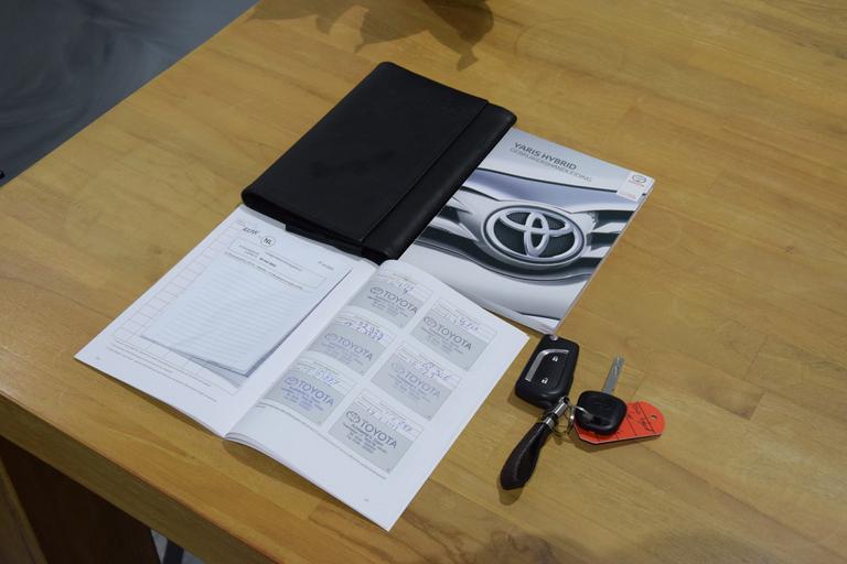 Toyota Yaris 1.5 Hybrid Active Automaat | Org. NL | BOVAG Garantie | Achteruitrijcamera | Bluetooth | Cruise & Climate Control | Multifunctioneel Stuur | Lane Assist | afbeelding 15