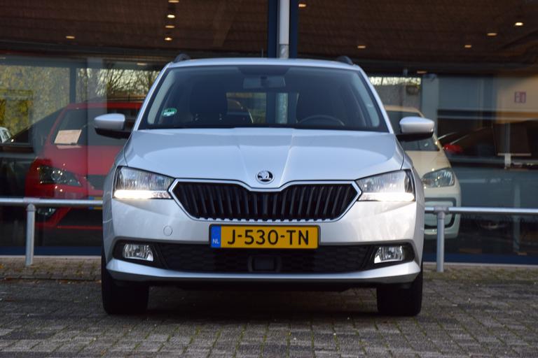 Skoda Fabia Combi 1.0 TSI 96PK Business Edition | BOVAG Garantie | Org. NL | Navigatie | DAB | 16'' Velgen | PDC Achter | Airco | Cruise Control | All Season Banden | afbeelding 11