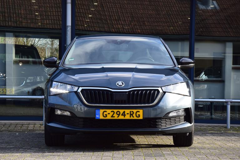 Skoda Scala 1.5 TSI 150PK DSG Automaat Sport Business | BOVAG Garantie | NL-Auto | Sunset glas achter | Parkeercamera | DAB | Keyless Start | Apple Carplay/Android Auto | afbeelding 11